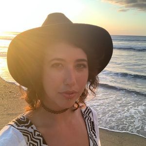 Meet your Posher, Ariana